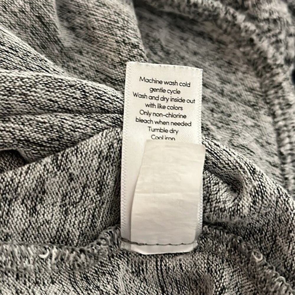 Athleta Top Shirt Tunic Womens Small Gray Lomboard boxy‎ Long Sleeve Soft Yoga - Picture 9 of 10
